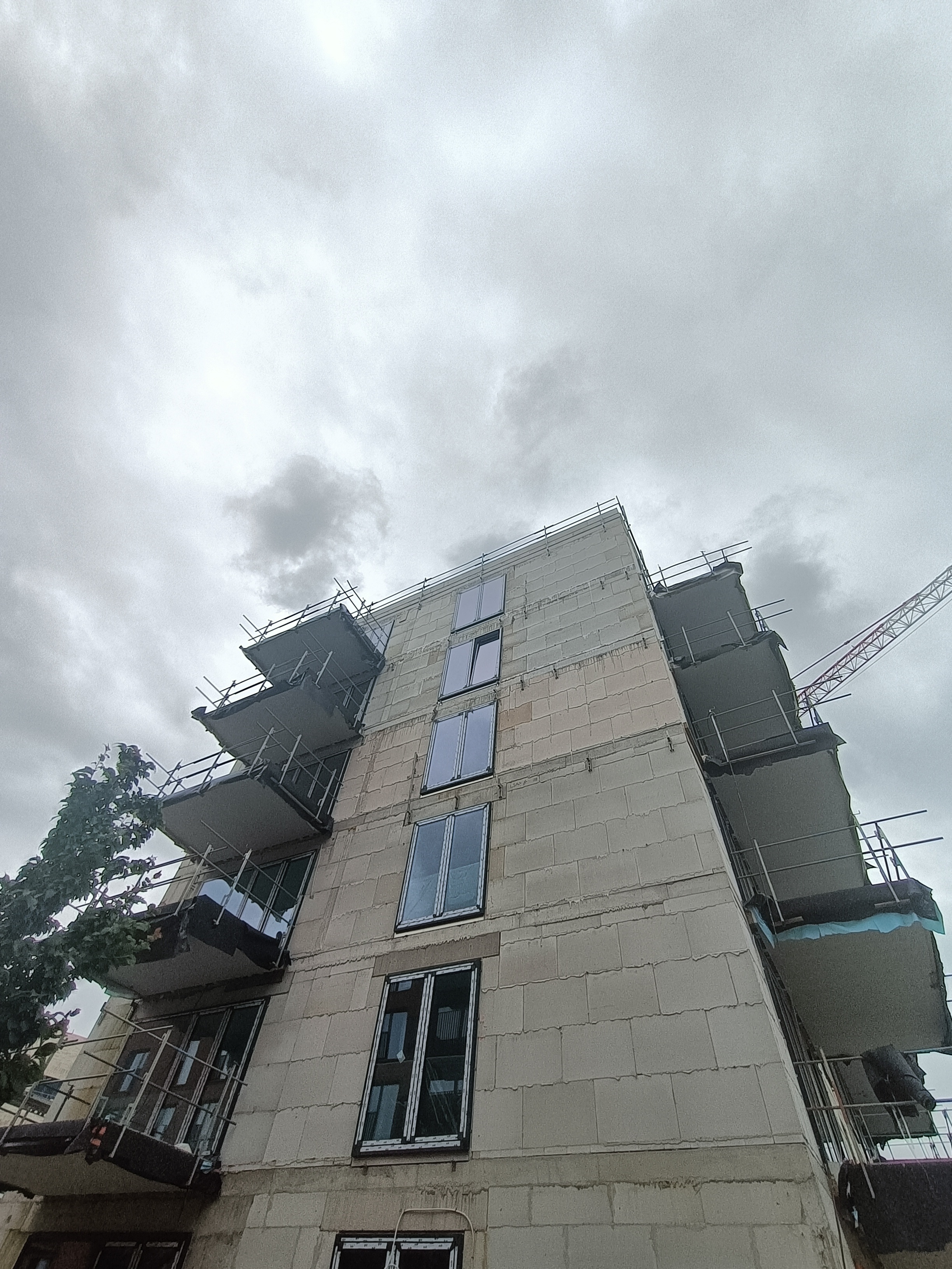 Erasmus Gardens in Anderlecht — realisatie met materialen van De Doncker